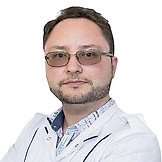 Врач Бак Михаил Владимирович