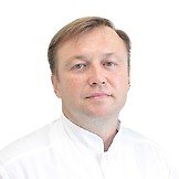 Врач Беззубов Александр Иванович