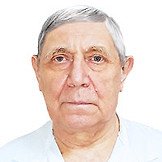 Врач Бобров Михаил Иванович