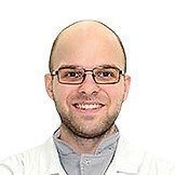 Врач Чеботарь Виктор Игоревич