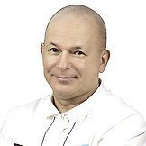 Врач Исаков Олег Вячеславович