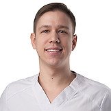 Врач Карасев Евгений Владимирович