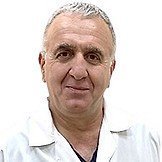 Врач Хуцидзе Автандил Автандилович