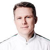 Врач Кладов Артем Анатольевич