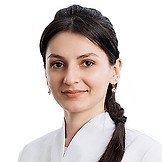 Врач Амирли Гюллу Рафаиль