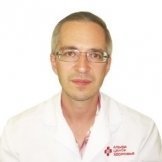 Врач Петров Александр Владимирович