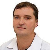 Врач Саралов Сергей Николаевич