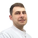 Врач Тибилов Артур Зурабович