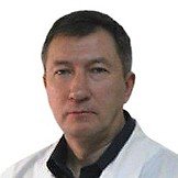 Врач Ульянов Владимир Александрович