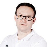 Врач Жиляков Денис Дмитриевич