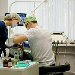 Стоматология Имплант 52 на Страж Революции
